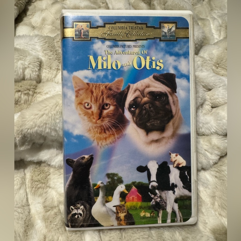 Family Collection: The Adventures of Milo and Otis VHS